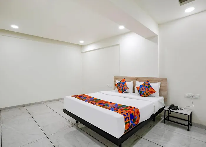 Hotel Bhakti Inn